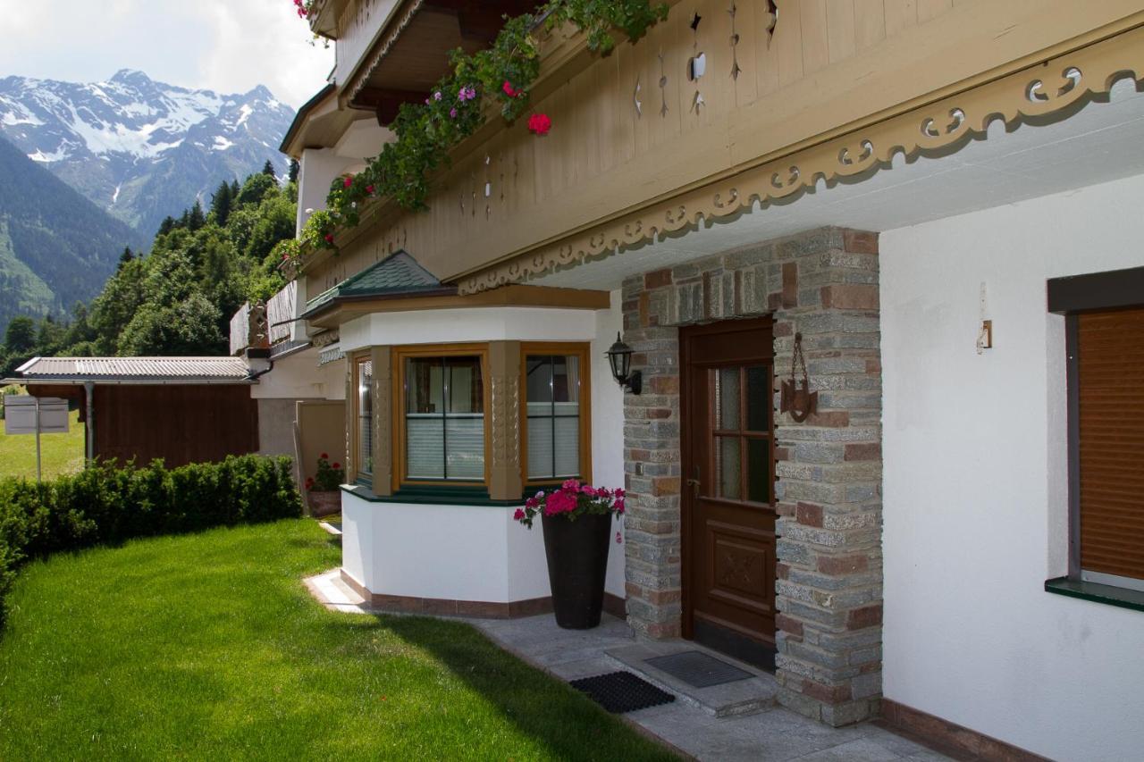 Haus Am Sonnenhang Finkenberg Exterior photo